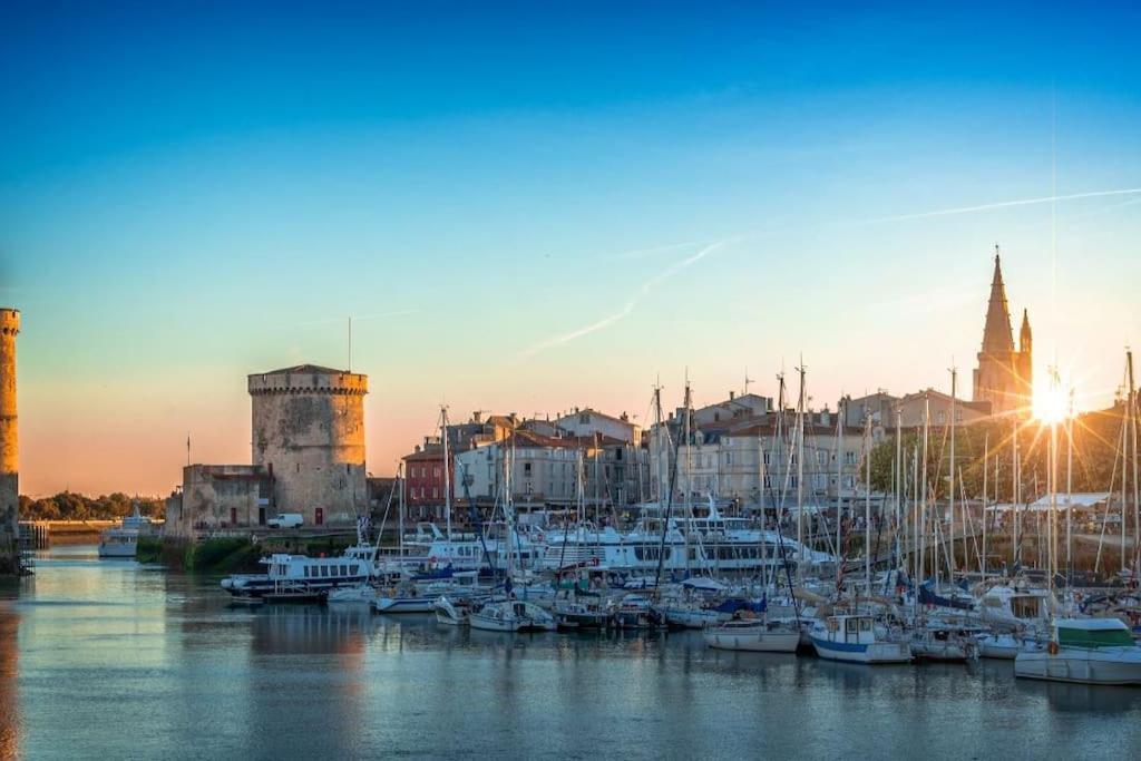 Apartament Plein Charme Aux Minimes Terrasse Calme + Parking La Rochelle  Zewnętrze zdjęcie