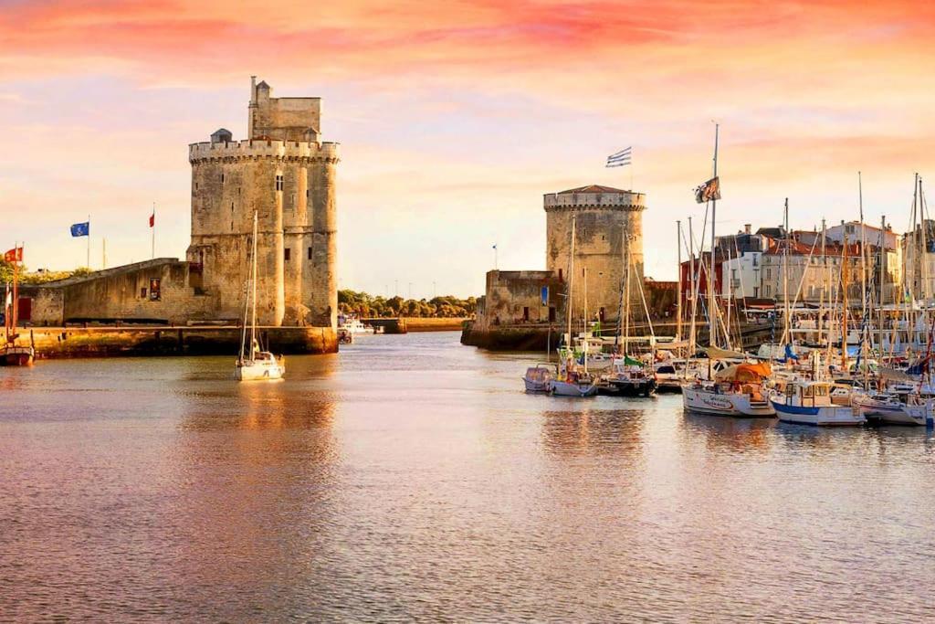 Apartament Plein Charme Aux Minimes Terrasse Calme + Parking La Rochelle  Zewnętrze zdjęcie
