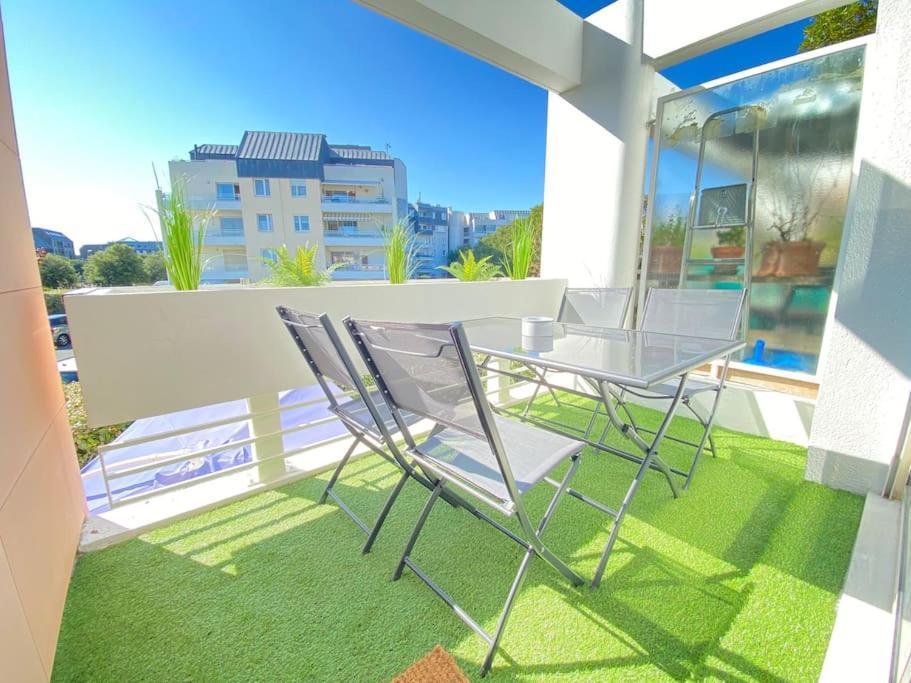 Apartament Plein Charme Aux Minimes Terrasse Calme + Parking La Rochelle  Zewnętrze zdjęcie
