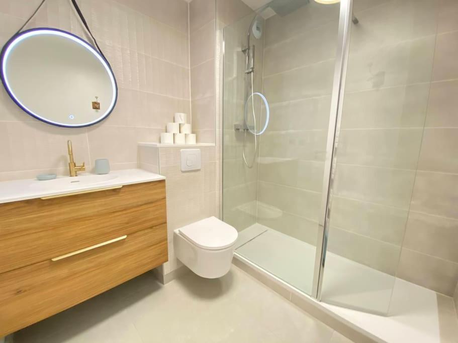 Apartament Plein Charme Aux Minimes Terrasse Calme + Parking La Rochelle  Zewnętrze zdjęcie