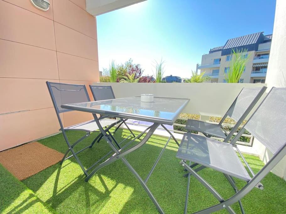 Apartament Plein Charme Aux Minimes Terrasse Calme + Parking La Rochelle  Zewnętrze zdjęcie